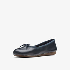 Freckle Ice Navy Leather | Clarks online