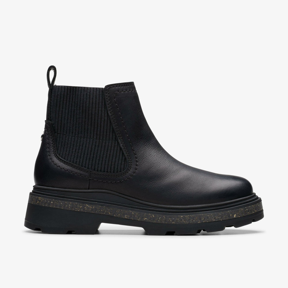 Hencroft Step Waterproof Black Leather | Clarks on Sale