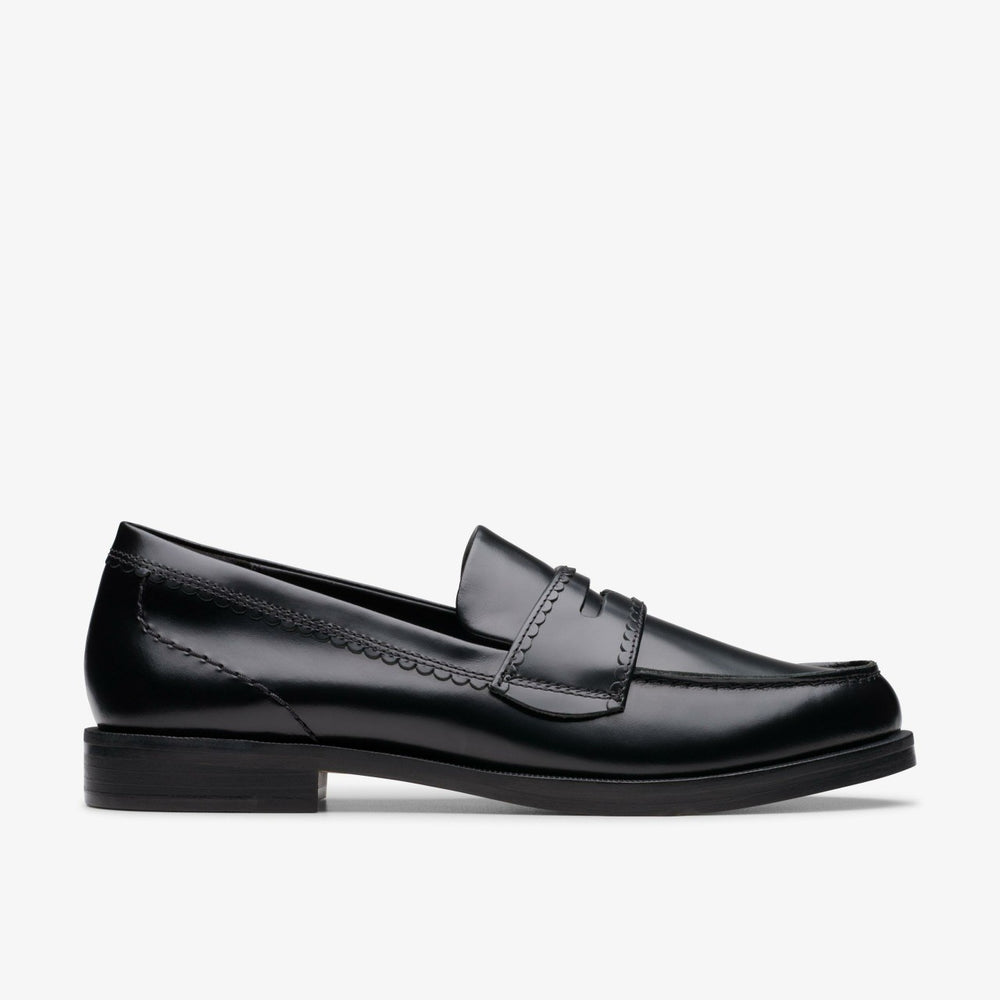 Straven Edge Black Leather | Clarks on Sale