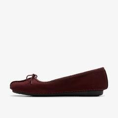 Freckle Ice Merlot Suede | Clarks on Sale
