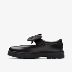 Lorcam Jane Youth Black Leather | Clarks for sale