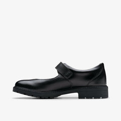 Loxham Walk Youth Black Leather | Clarks on Sale