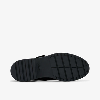 Loxham Walk Youth Black Leather | Clarks on Sale