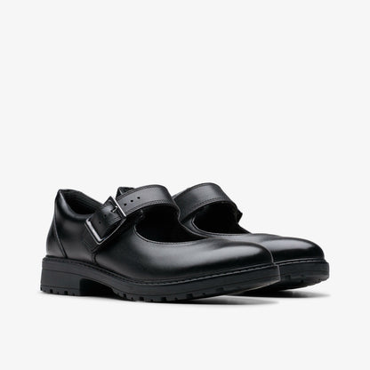 Loxham Walk Youth Black Leather | Clarks on Sale