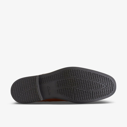 Howard Walk Dark Tan Leather | Clarks for sale