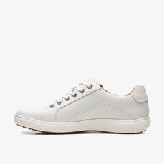 Nalle Lace White Leather | Clarks for sale