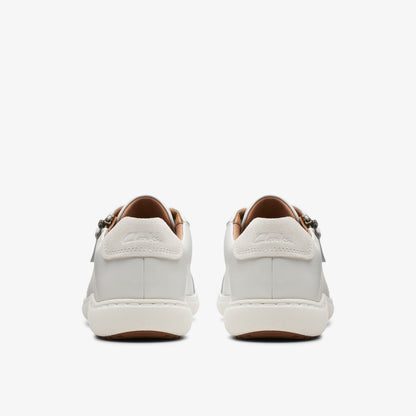Nalle Lace White Leather | Clarks for sale