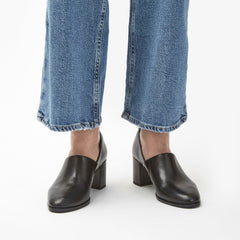 Freva 55 Lily Black Leather | Clarks online