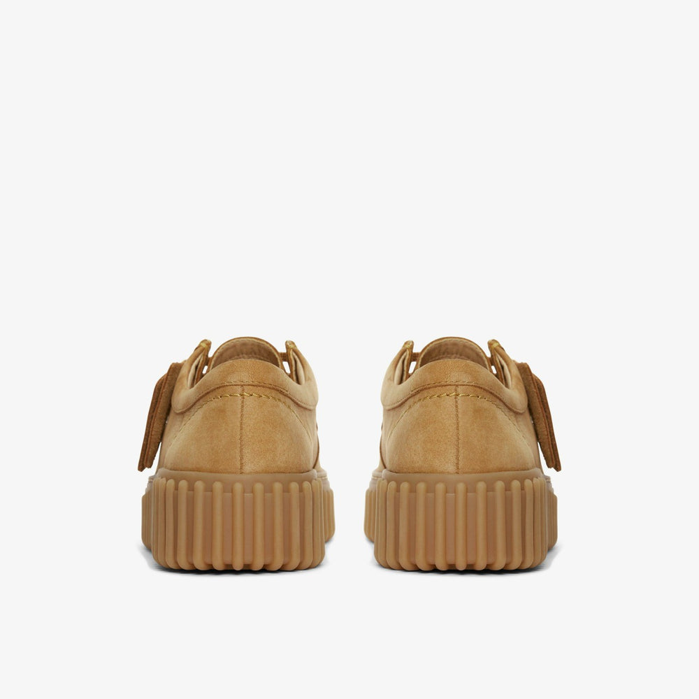 Torhill Bee Light Tan Nubuck | Clarks on Sale