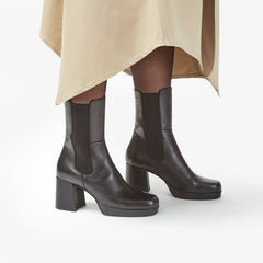 Pique Up Black Leather | Clarks outlet