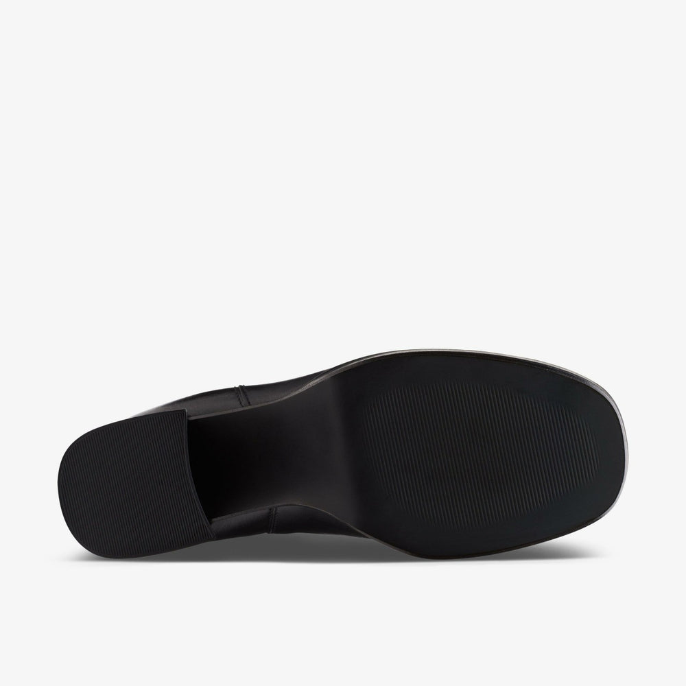 Pique Up Black Leather | Clarks outlet