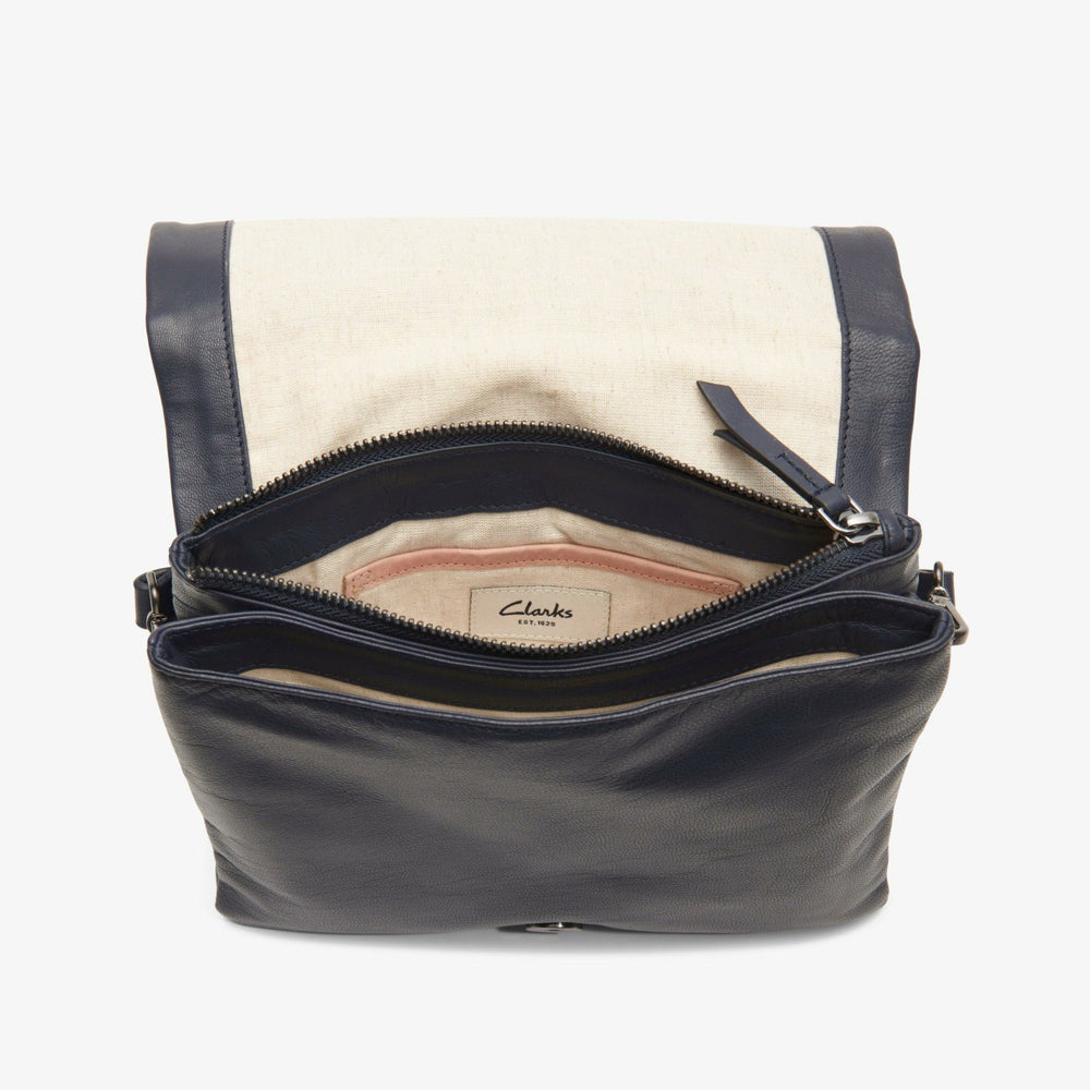 Treen Medium Navy Leather | Clarks outlet