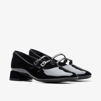Daiss 30 Shine Black Patent | Clarks Sale