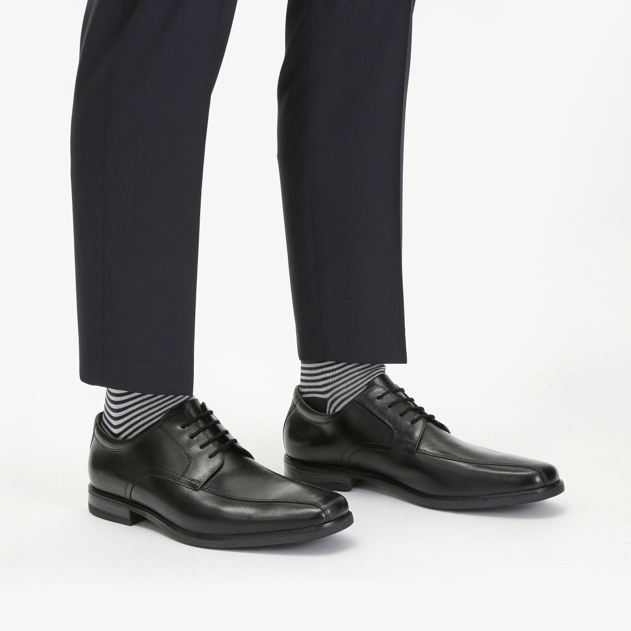 Howard Over Black Leather | Clarks on Sale