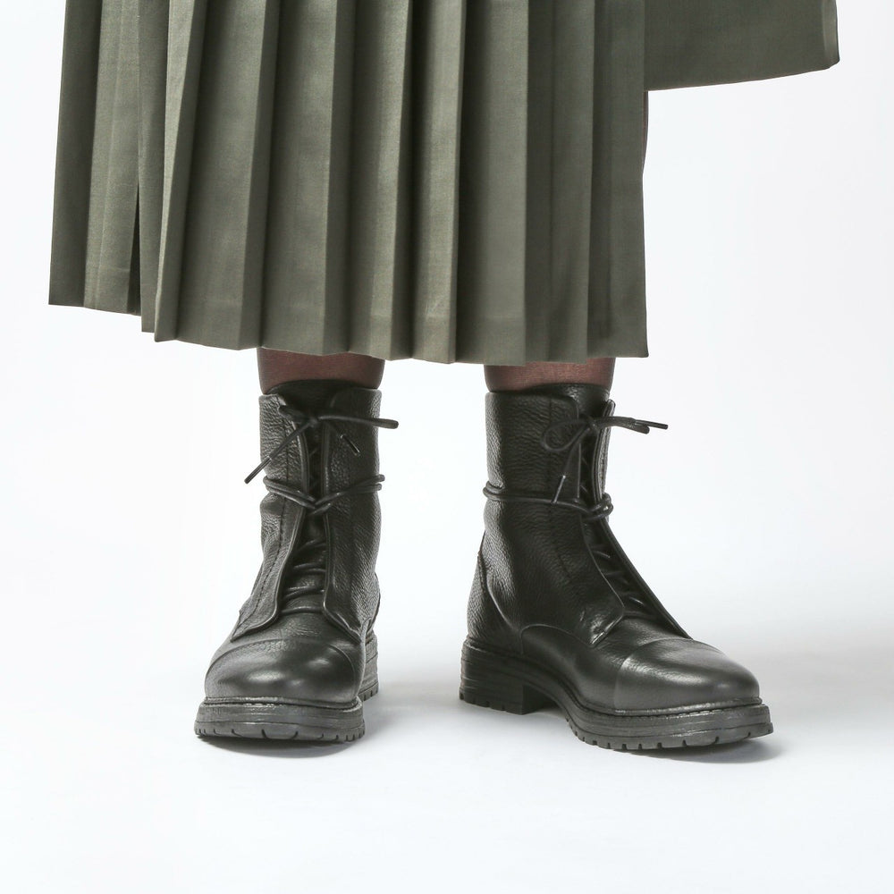Rixley Lace Black Leather | Clarks on Sale