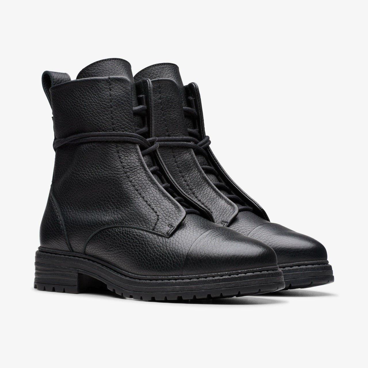 Rixley Lace Black Leather | Clarks on Sale