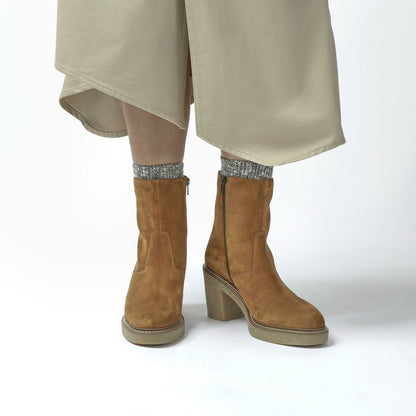 Colden Up Dark Tan Suede | Clarks online