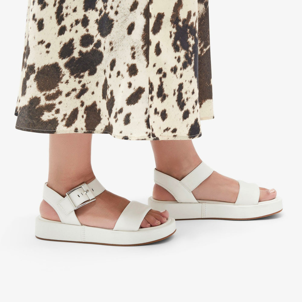 Alda Strap Off White Leather | Clarks on Sale