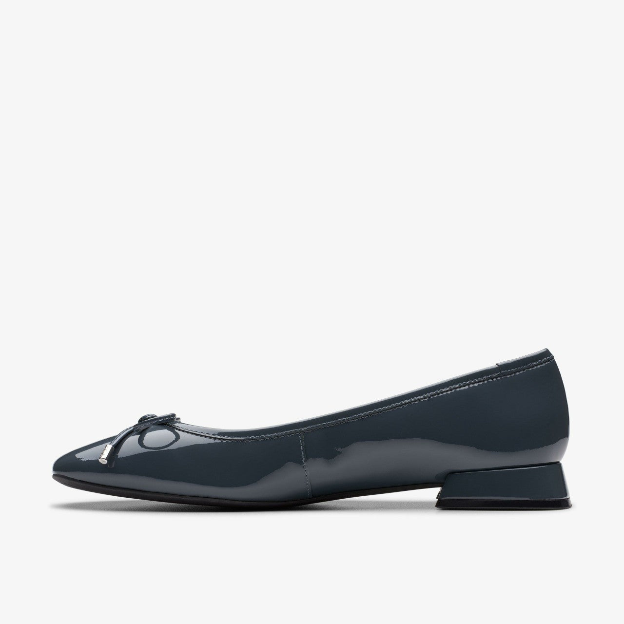 Ubree 15 Step Navy Patent | Clarks for sale