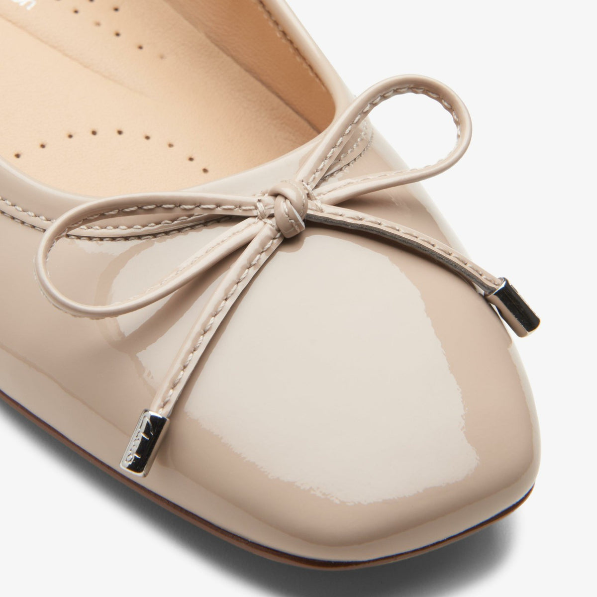 Ubree 15 Step Sand Patent | Clarks on Sale