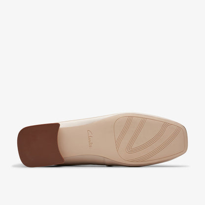 Ubree 15 Step Sand Patent | Clarks on Sale