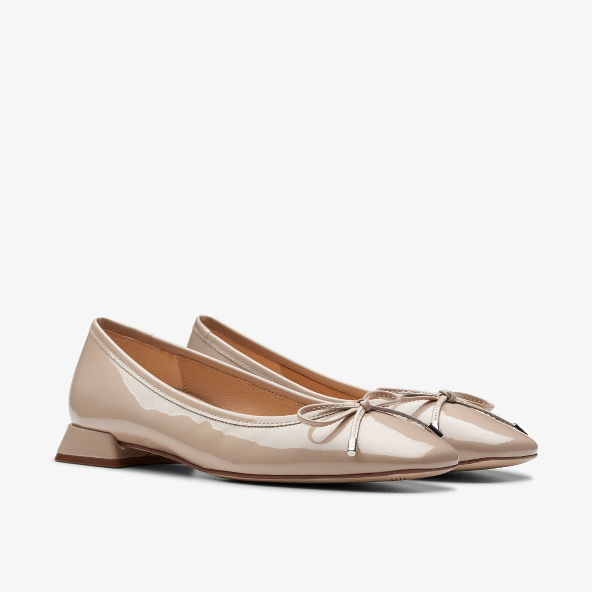 Ubree 15 Step Sand Patent | Clarks on Sale