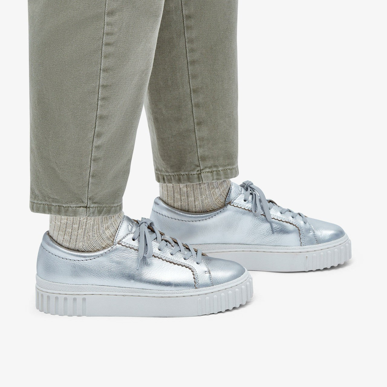Mayhill Walk Silver Metallic | Clarks outlet