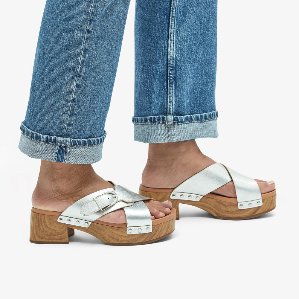 Sivanne Walk Silver Leather | Clarks on Sale