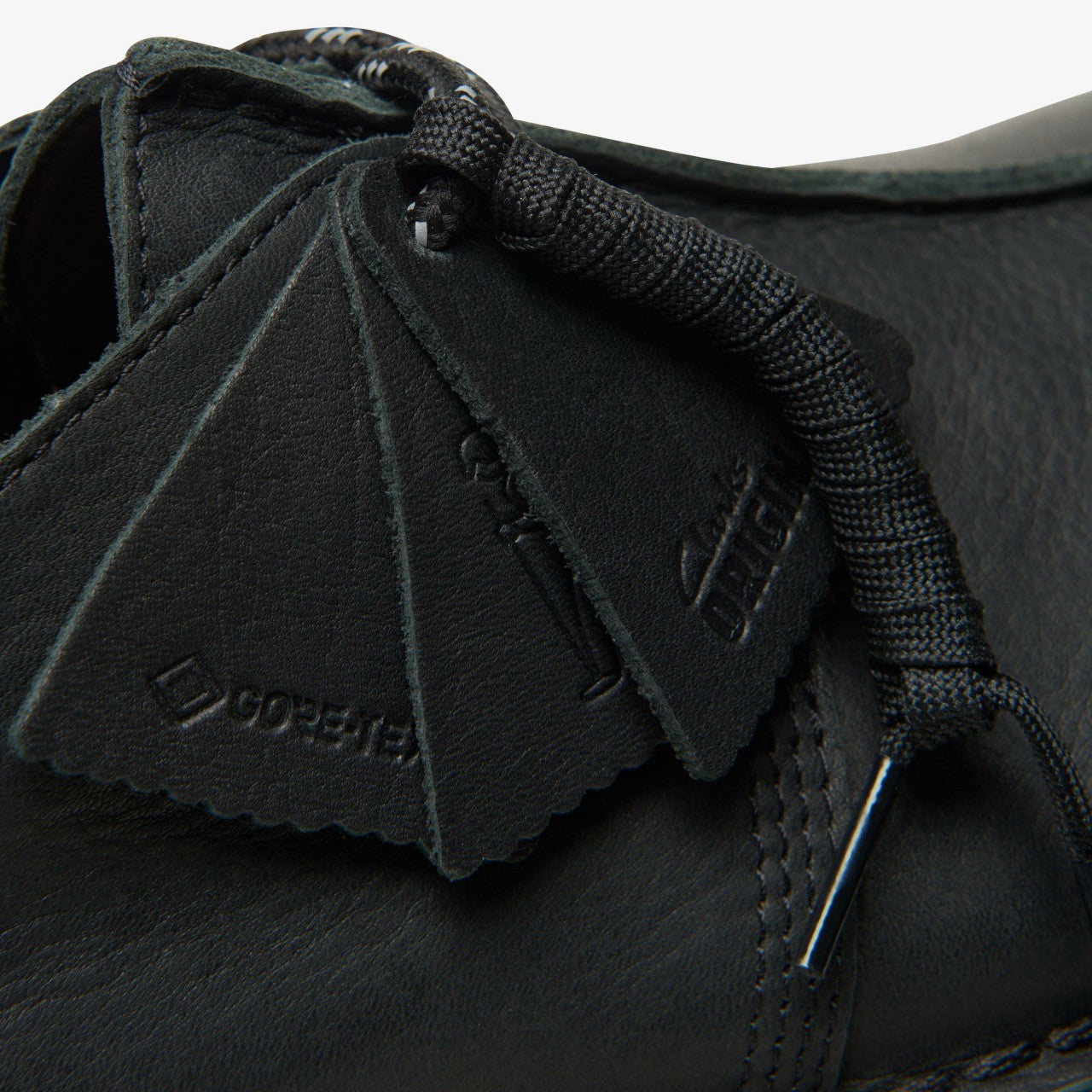 Desert Trek GORE-TEX Black Leather | Clarks online