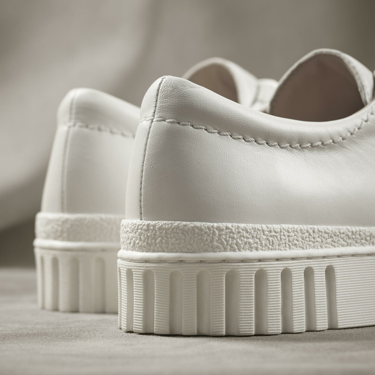 Mayhill Walk Off White Leather | Clarks on Sale