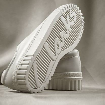 Mayhill Walk Off White Leather | Clarks on Sale