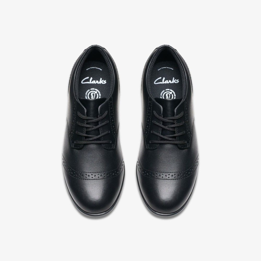 Finja Brogue Older Black Leather | Clarks discount