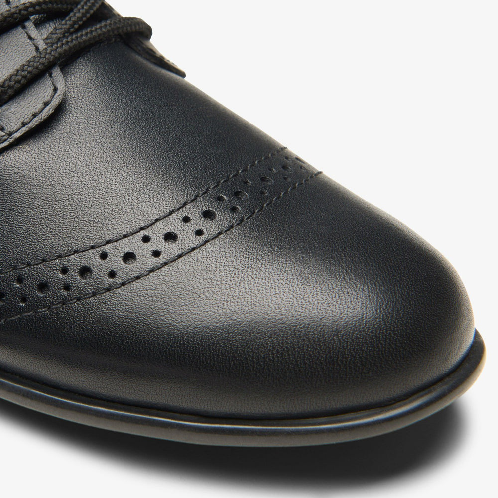 Finja Brogue Older Black Leather | Clarks discount
