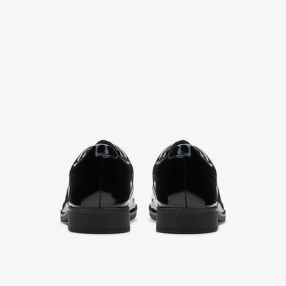 Aubrie Dress Youth Black Patent | Clarks online
