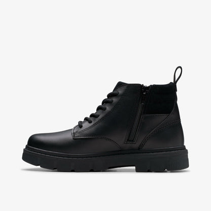 Lorcam Trail Youth Black Leather | Clarks outlet