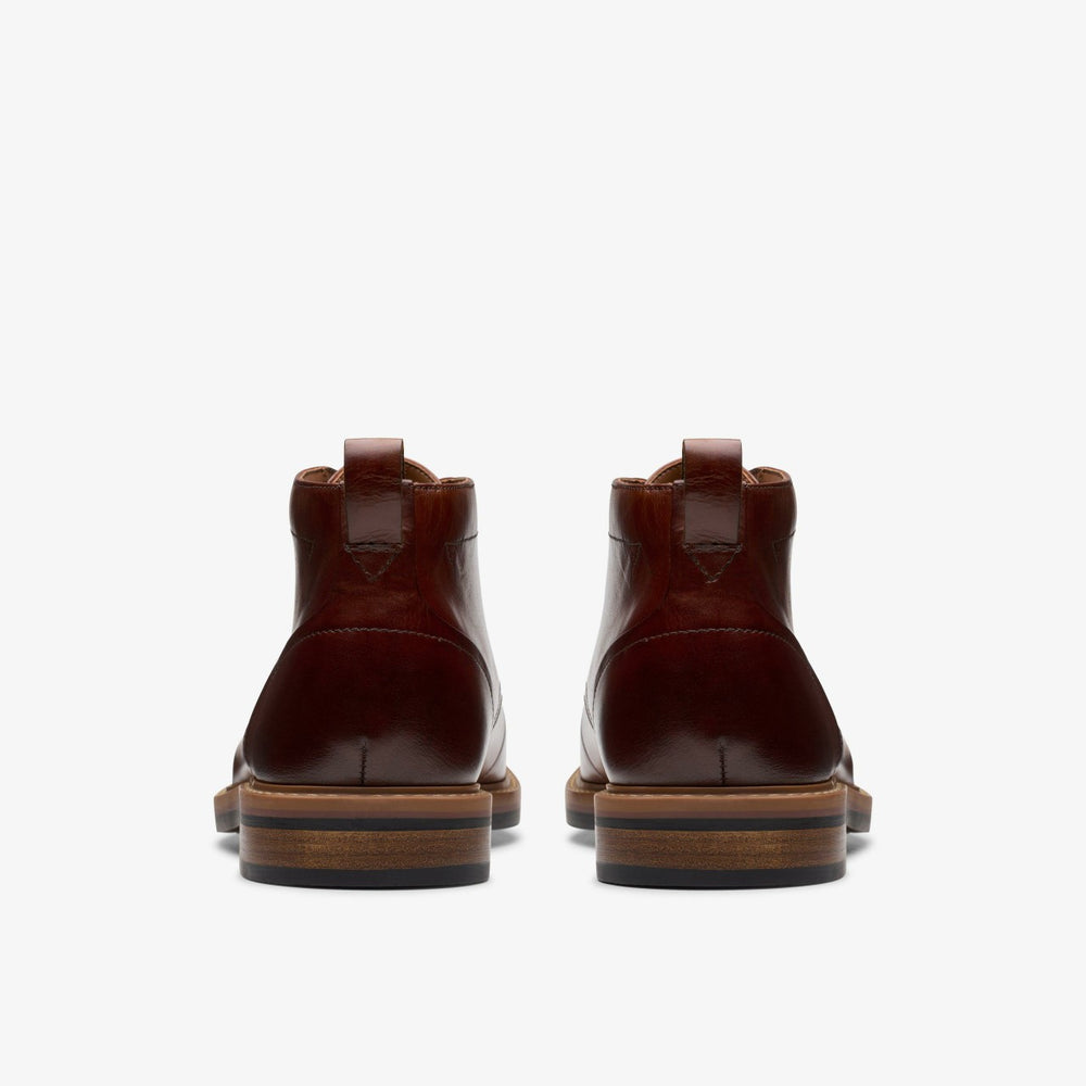 Aldwin Chukka Mid Tan Leather | Clarks discount