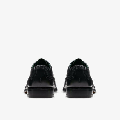 Craft James Tip Brogue Black Leather | Clarks on Sale