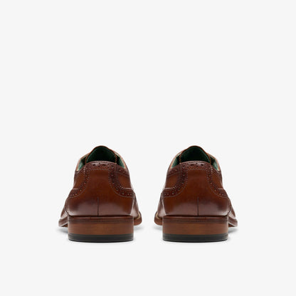 Craft James Tip Brogue Mid Tan Leather | Clarks online