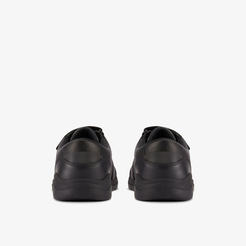 Daze Step 2 Youth Black Leather | Clarks discount