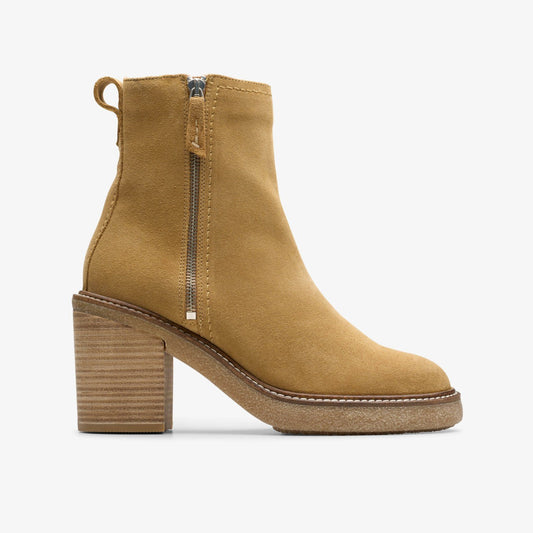 Cassiano Zip Ankle Boot Light Tan Suede | Clarks on Sale