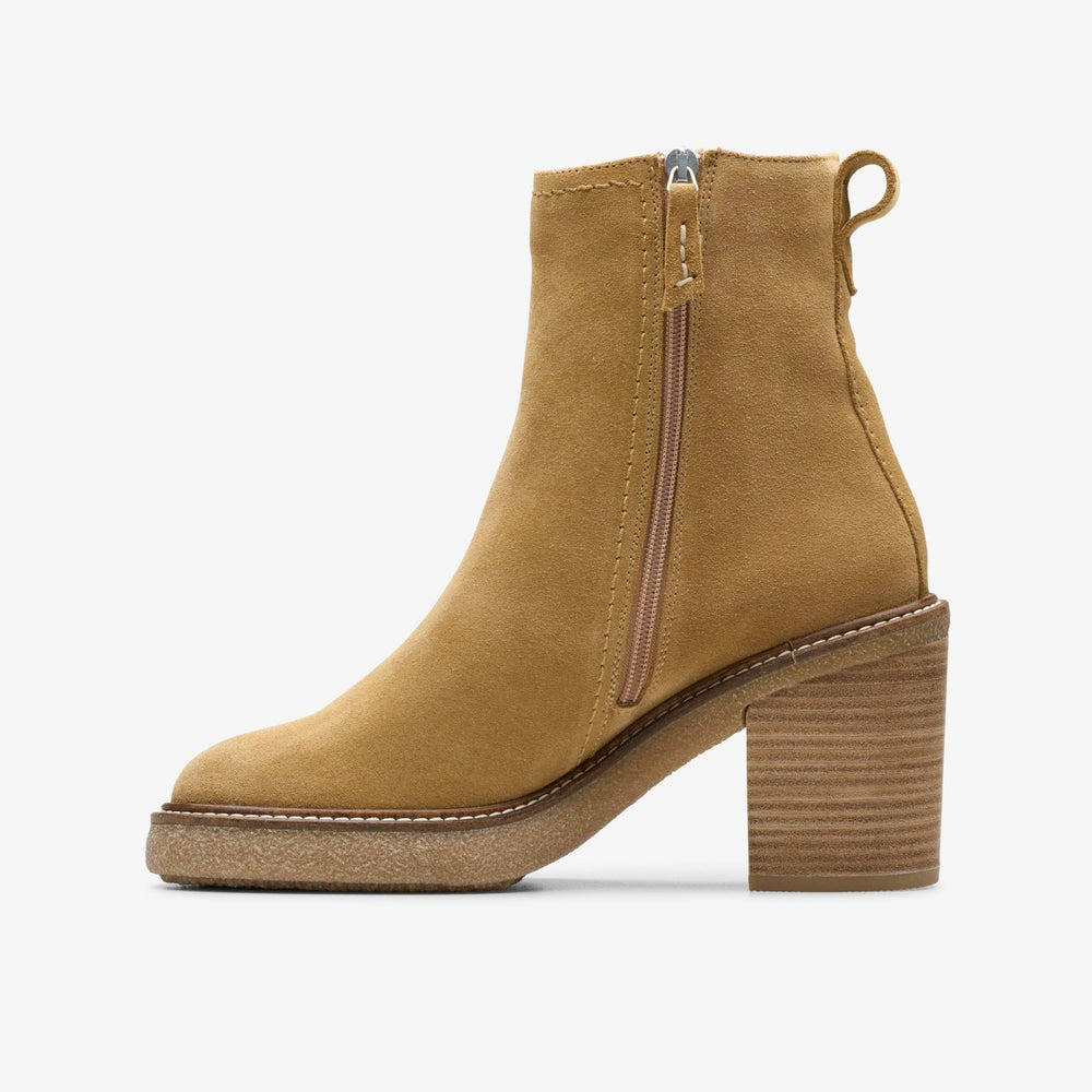Cassiano Zip Ankle Boot Light Tan Suede | Clarks on Sale