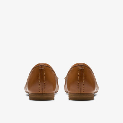 Fawna Lily Tan Leather | Clarks on Sale