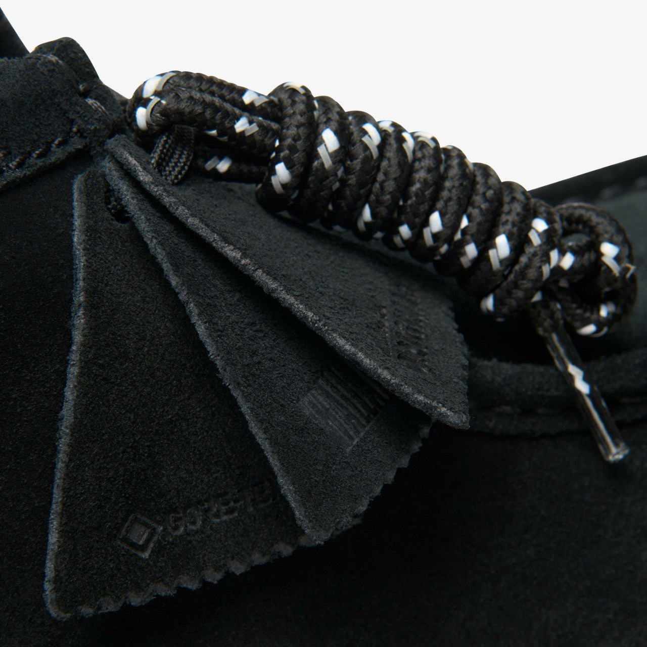 Wallabee Boot GORE-TEX Black Suede | Clarks discount