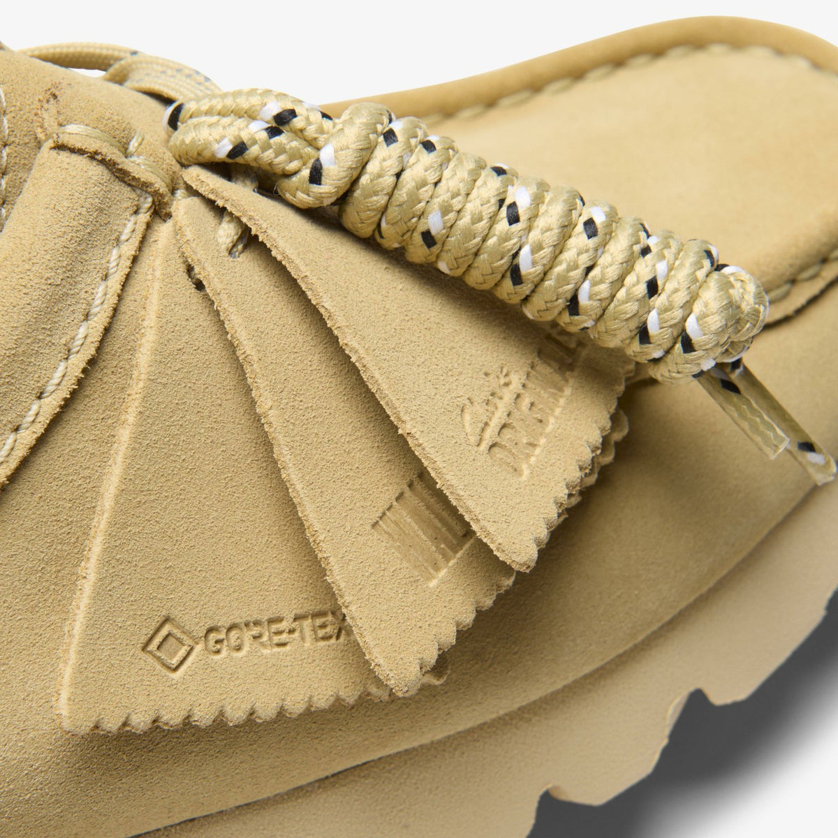 Wallabee GORE-TEX Maple Suede | Clarks discount