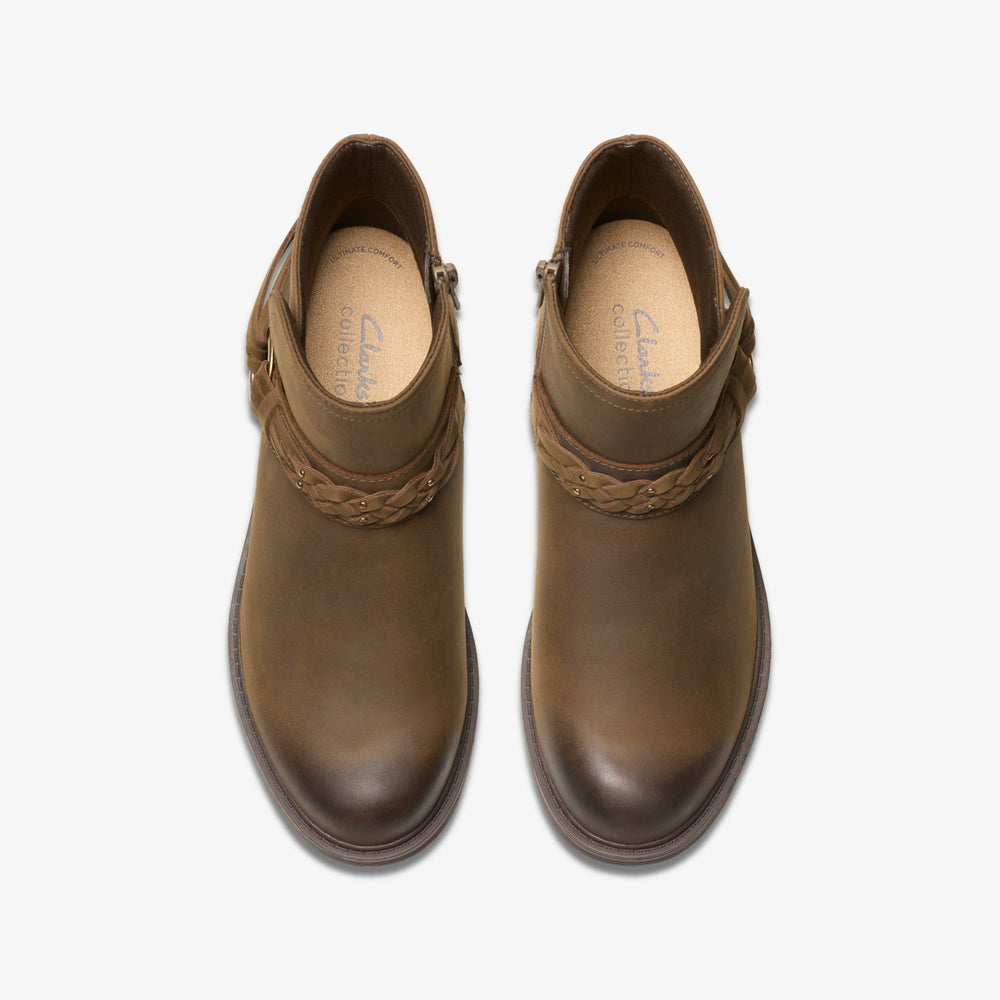 Hearth Kaylie Ankle Boot Mushroom Oily | Clarks discount