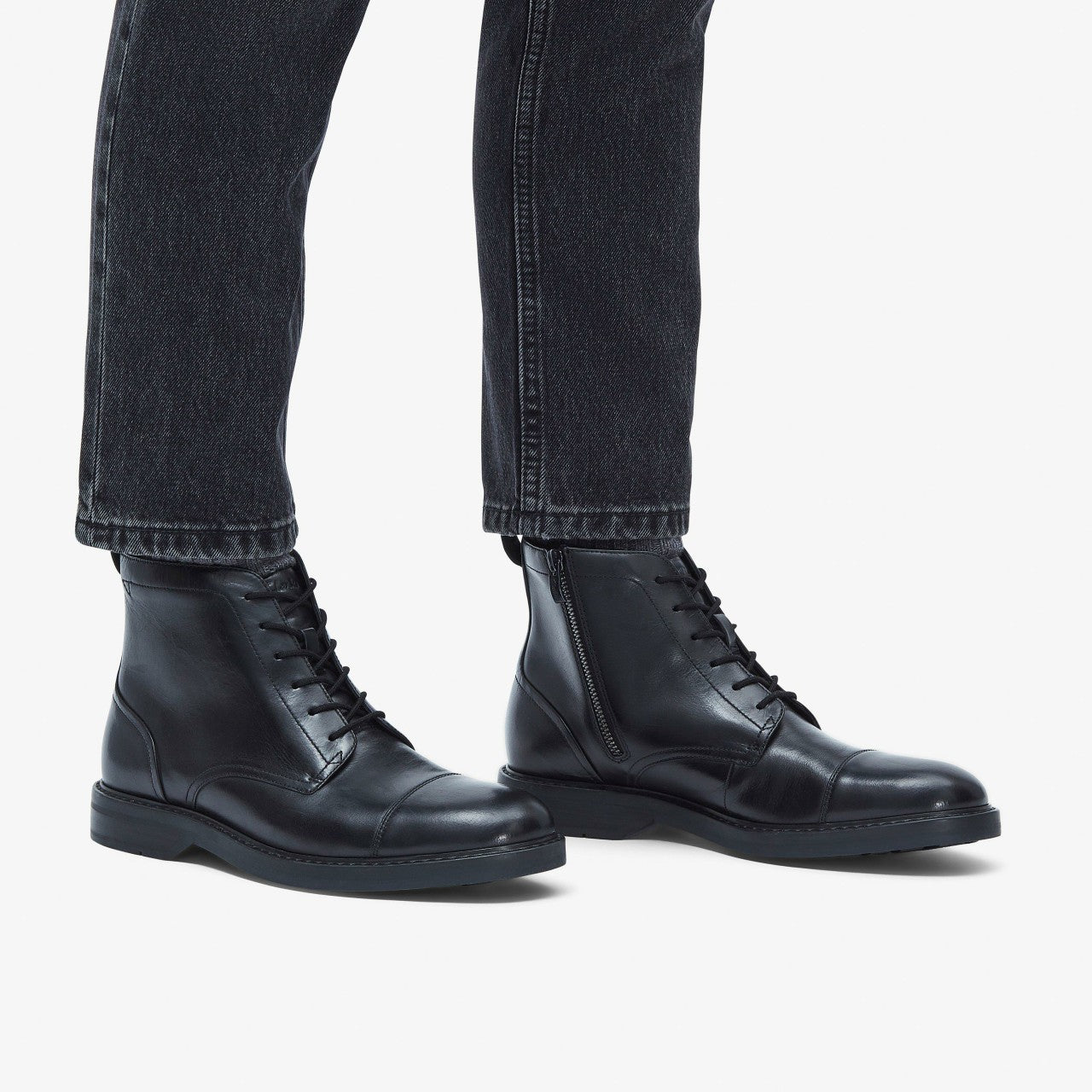 Aldwin Cap Black Leather | Clarks for sale