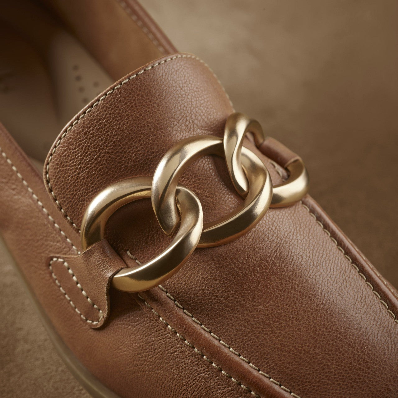 Sarafyna Iris Loafer Tan Leather | Clarks online