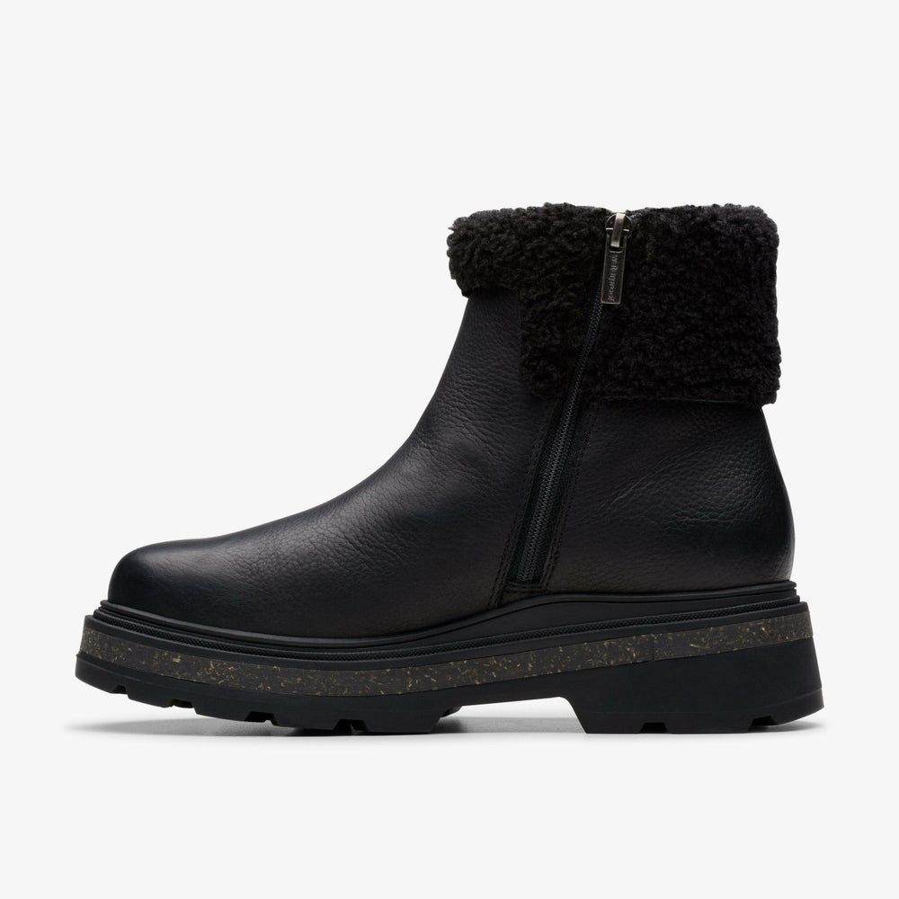 Hencroft Madi Waterproof Black Warmlined Leather | Clarks online