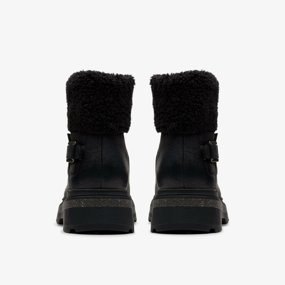 Hencroft Madi Waterproof Black Warmlined Leather | Clarks online