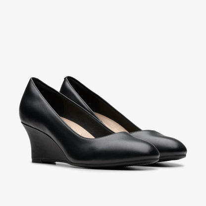 Olivette Pearl Black Leather | Clarks on Sale